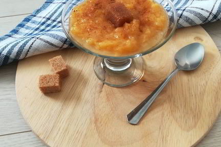 Десерт из авокадо, персика и банана