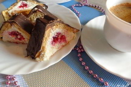 Десерт из печенья и творога