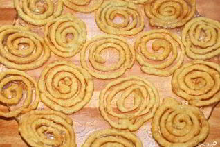 Индийская сладость Джалеби