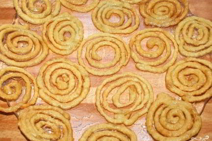 Индийская сладость Джалеби