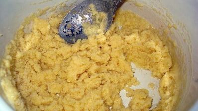 халава — пудинг из манной крупы