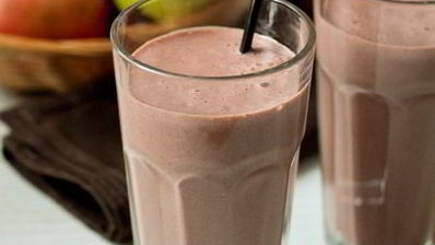 клубнично-шоколадный шейк