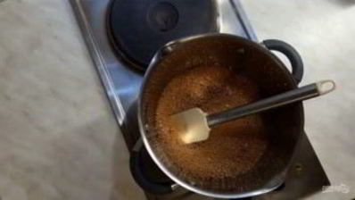 конфеты с орехами, кунжутом, семечками и медом