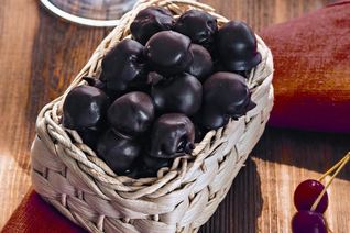 Конфеты Шоколадная вишня в коньяке