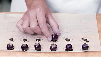 конфеты шоколадная вишня в коньяке