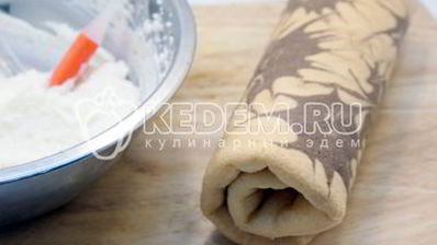 бисквитный рулет с кремом новогодний салют