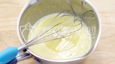 бисквитный рулет с кремом новогодний салют