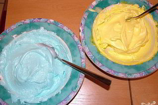 Крем для розочек на торт