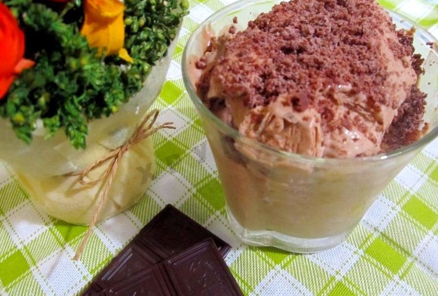 Домашнее мороженое с шоколадом