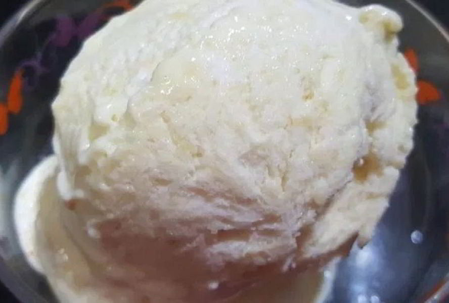 Йогуртовое мороженое с шоколадом