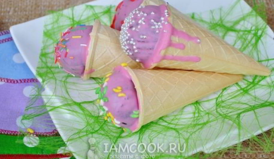 Рецепт кейка-попсов в рожке для мороженого