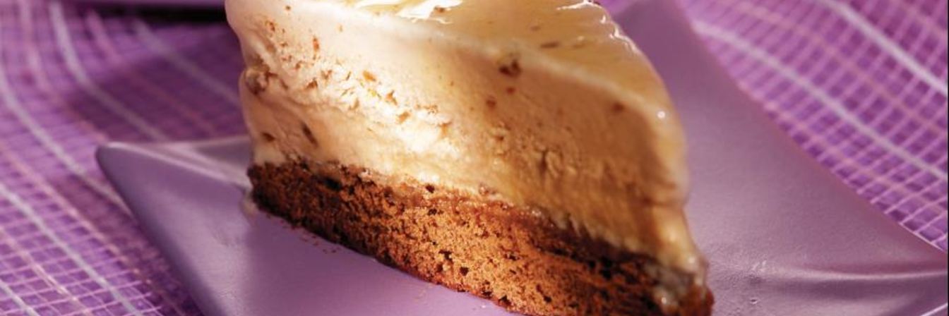 Торт-мороженое с карамелью