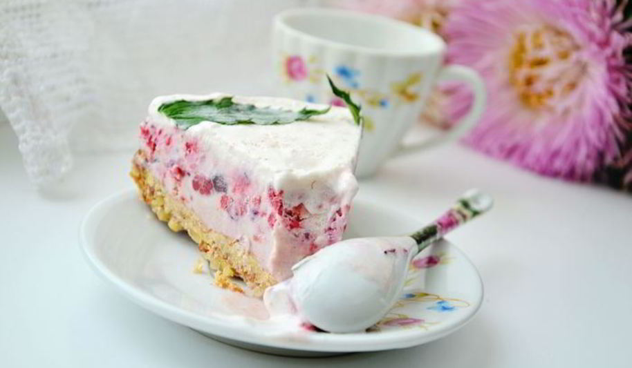 Рецепт ягодного торта-мороженого