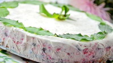 ягодный торт-мороженое