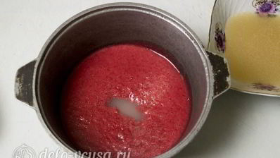 лимонно-клубничный муссовый торт