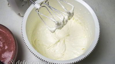 лимонно-клубничный муссовый торт