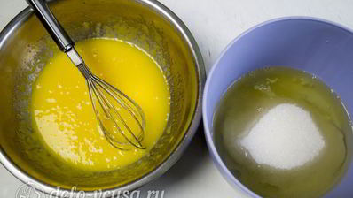 лимонно-клубничный муссовый торт