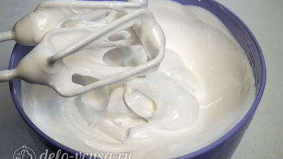 лимонно-клубничный муссовый торт