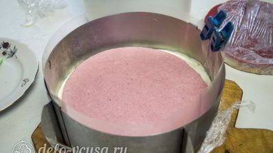 лимонно-клубничный муссовый торт