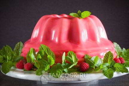 Малиновый муссовый торт