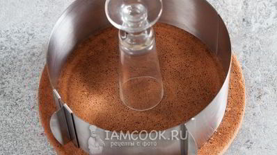 малиновый муссовый торт