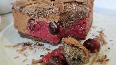 шоколадно-вишневый торт-мусс