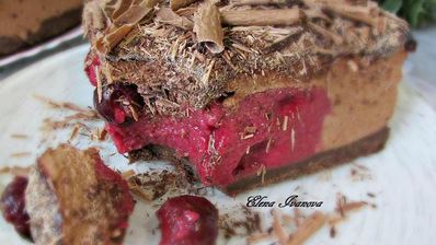 шоколадно-вишневый торт-мусс