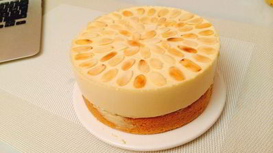 торт-мусс с соленой карамелью