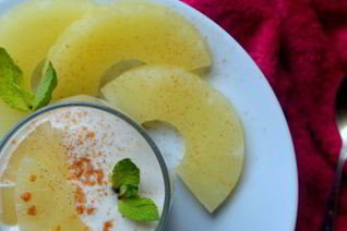 Творожный мусс с ананасом и карамельными нотами