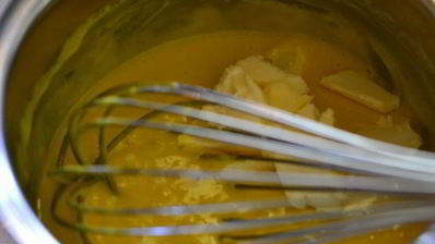 творожный торт-мусс с ягодами в белом шоколаде