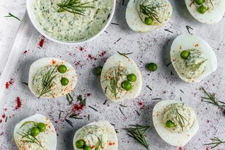 Яйца с муссом из рыбы