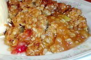 Овсяный десерт Крамбл с ревенем