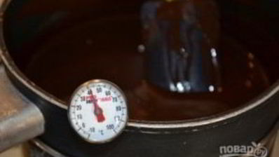 пасхальное шоколадное яйцо