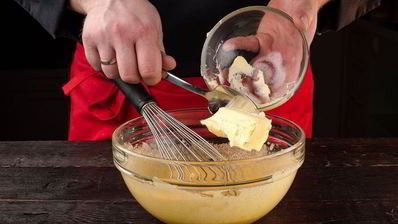 желтковый кулич с ромом