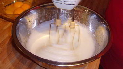 базиликовый тирамису с клубникой