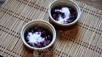 вишневый крамбл