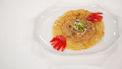 драник с грибным соусом