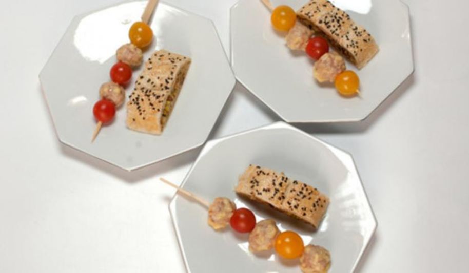 Рецепт фрикаделек на шпажках с сыром