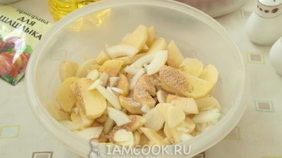 фрикадельки с картошкой в духовке