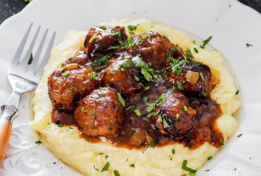 Фрикадельки с подливкой