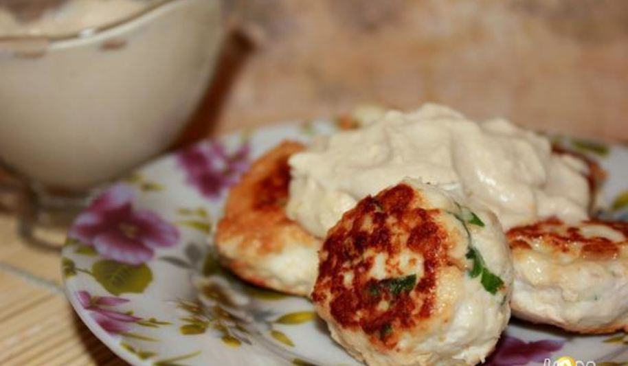 Рецепт фрикаделек со сливочным сыром в белом соусе