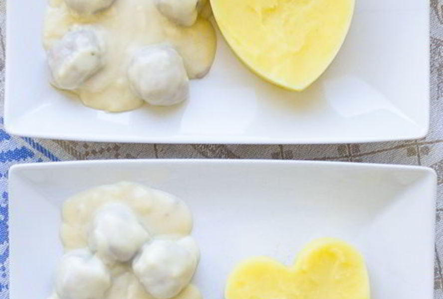 Фрикадельки в сливочном соусе с вином