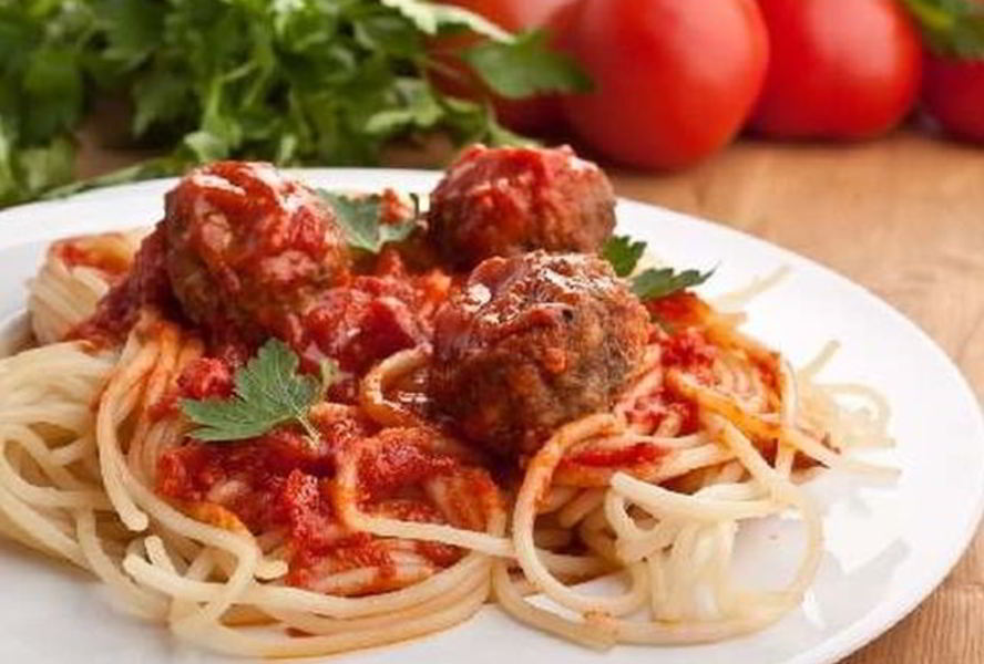 Спагетти с фрикадельками