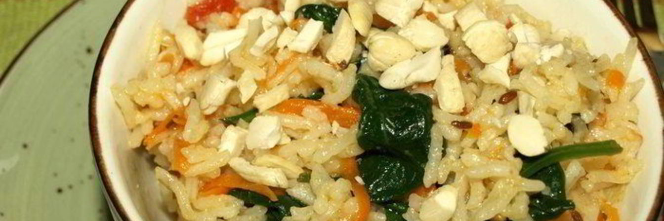 Индийский рис со шпинатом