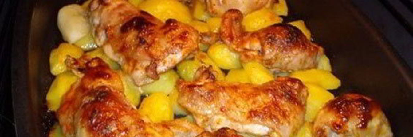 Картофель с курицей в духовке
