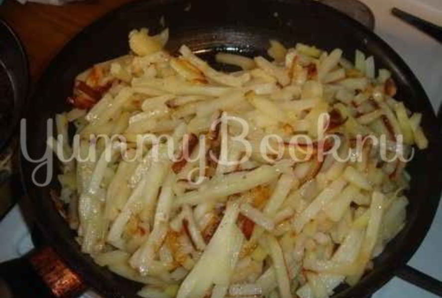 Картофель жареный с помидорами