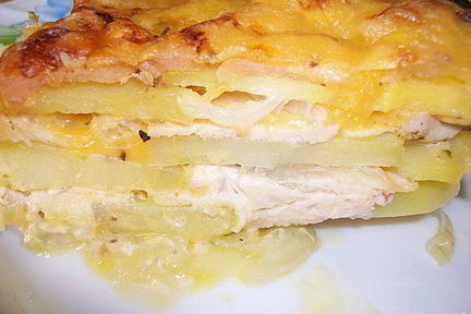 Картошка с мясом и сыром в духовке