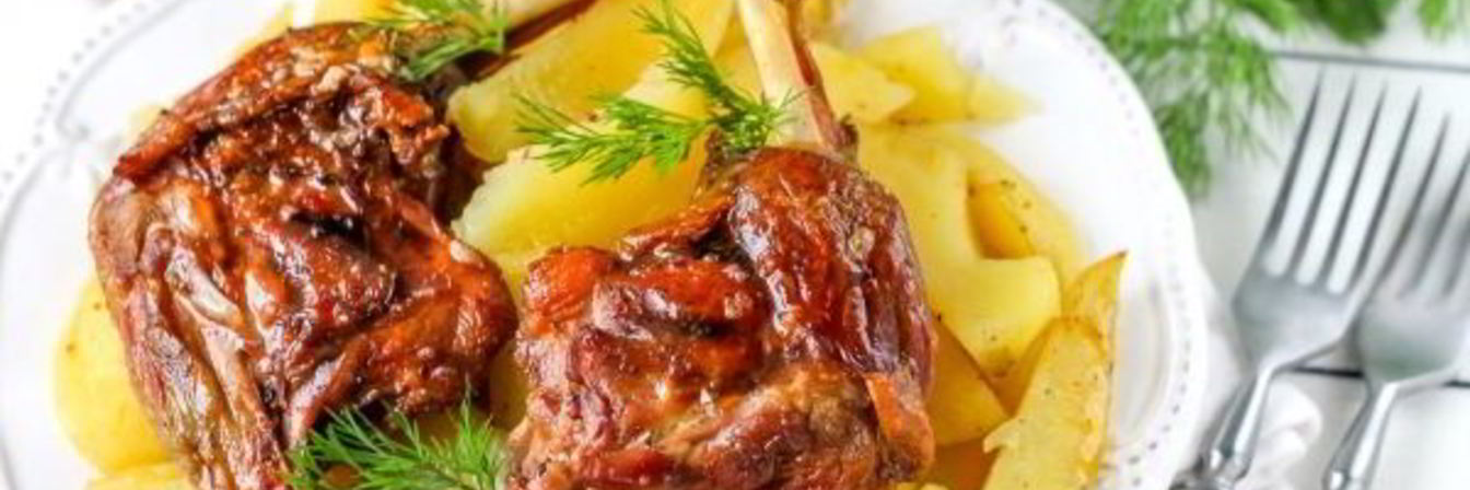 Картошка с уткой в фольге в духовке