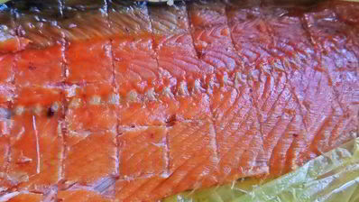 красный рис в вине с лососем и сыром