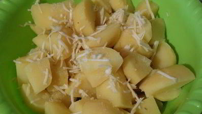 отварной картофель в сметане